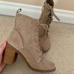 Universal Thread Co Lace Up Persia Booties
